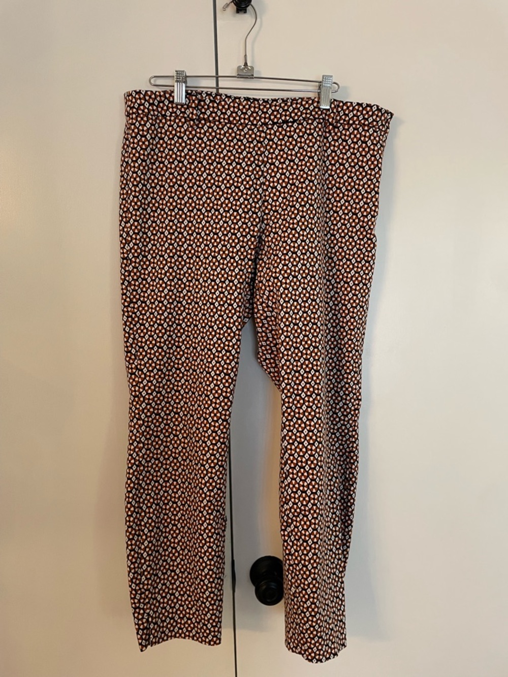 H&M Geometric Wild Side Print Retro Brown and White Pull on Pants - Size 12/31